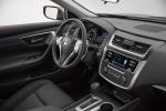 Nissan Altima SR 2016 года